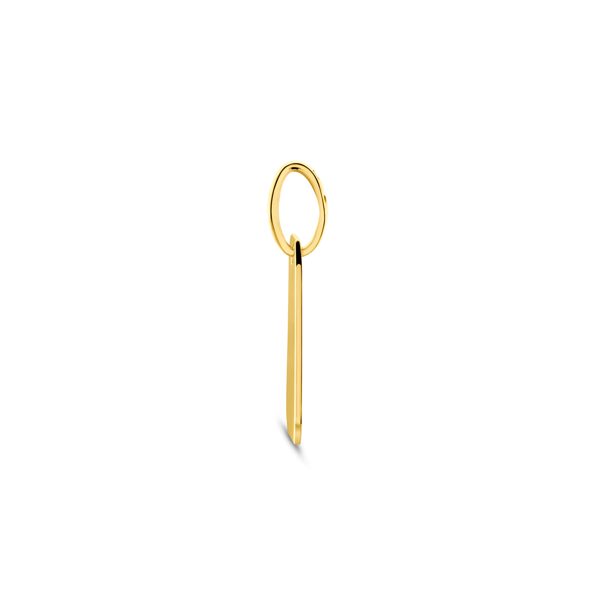 Zijaanzicht van de gouden rechthoekige graveerhanger van 14 karaat.