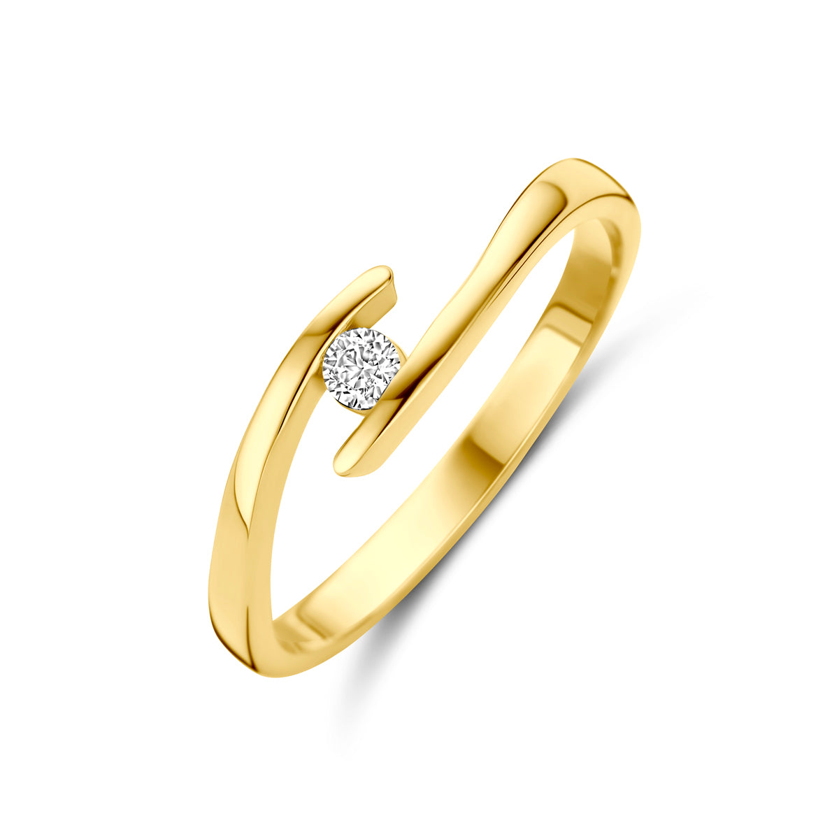 Schuin bovenaanzicht van de gouden ring met zirkonia van 14 karaat.