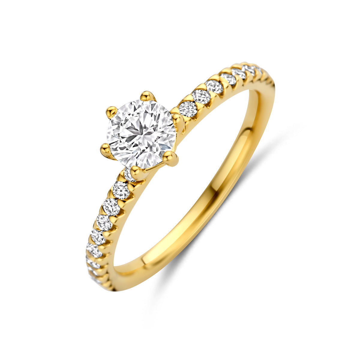Schuin bovenaanzicht van de gouden ring met lab grown diamant van 14 karaat.