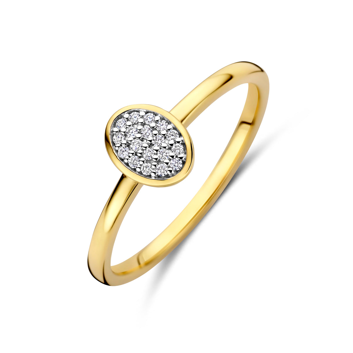 Schuin bovenaanzicht van de gouden ring met ovale pavé diamant van 14 karaat.