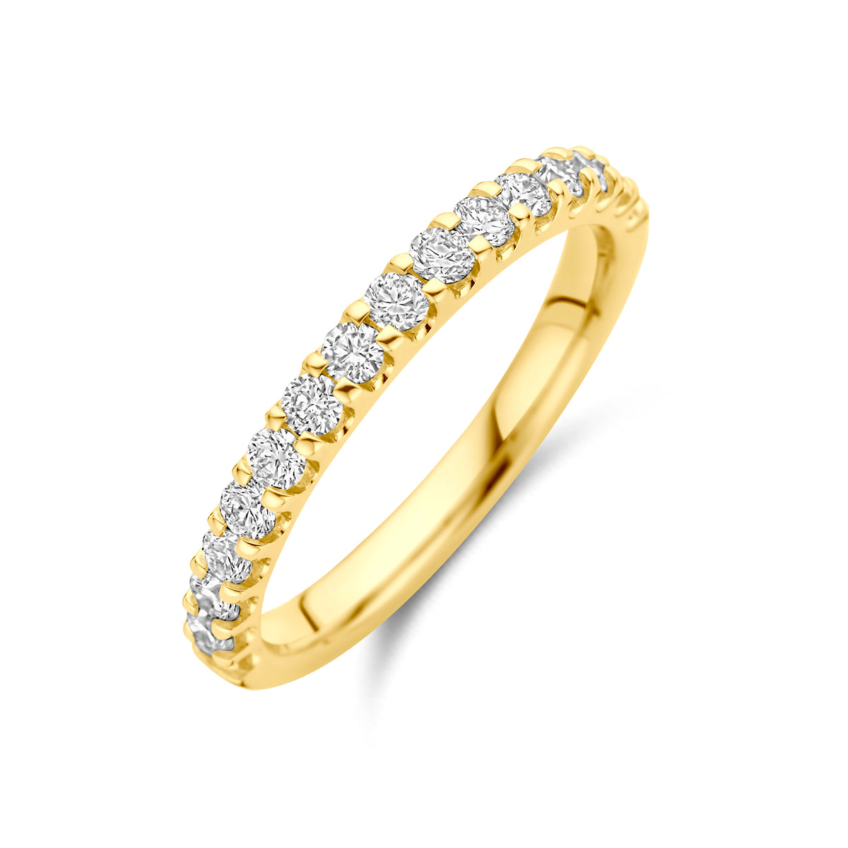 Schuin bovenaanzicht van de gouden ring met lab grown diamant van 14 karaat.