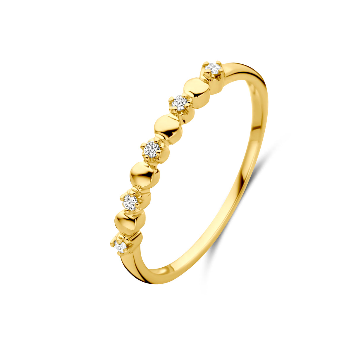 Schuin bovenaanzicht van de gouden ring met diamant van 14 karaat.