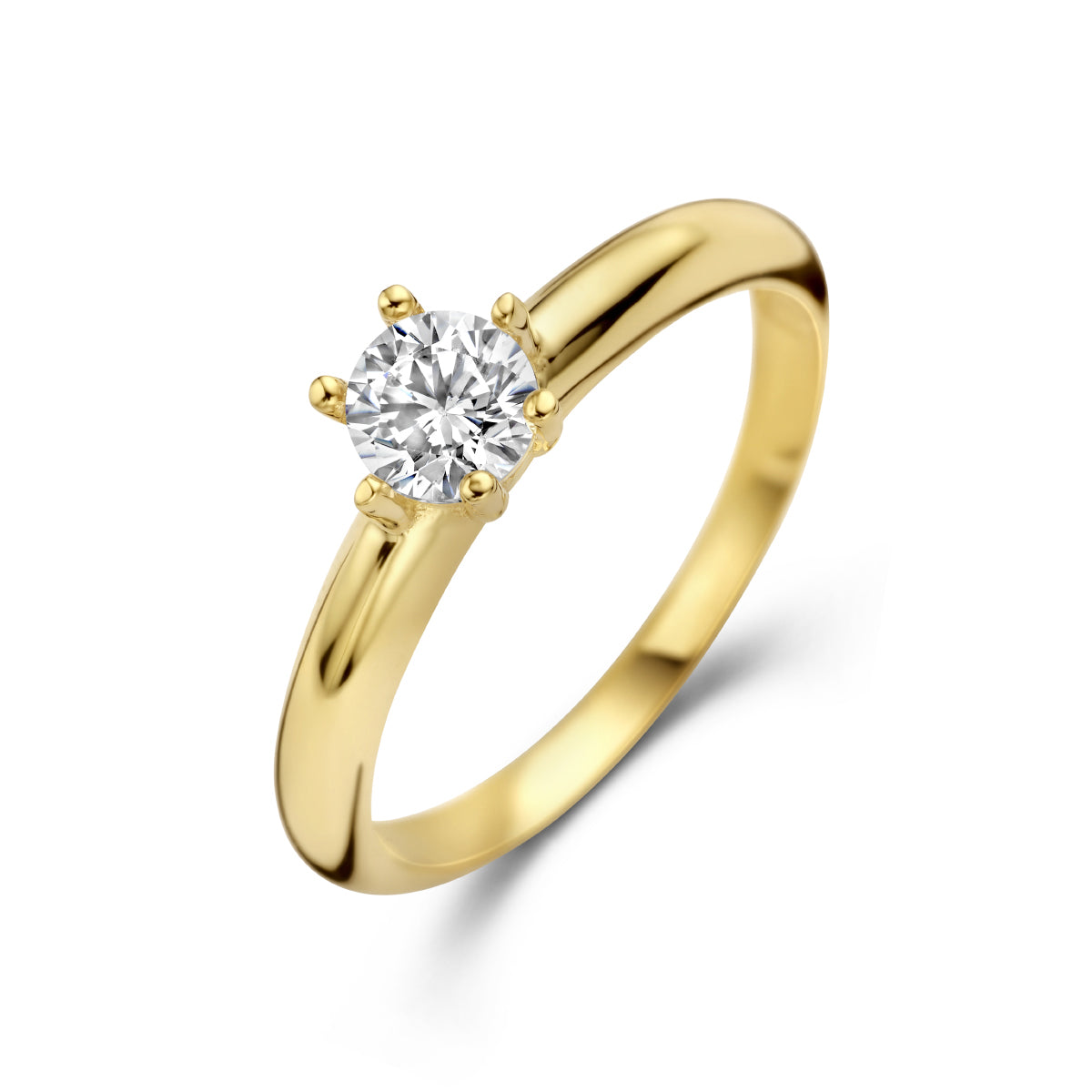 Schuin bovenaanzicht van de gouden solitair ring met zirkonia van 14 karaat.