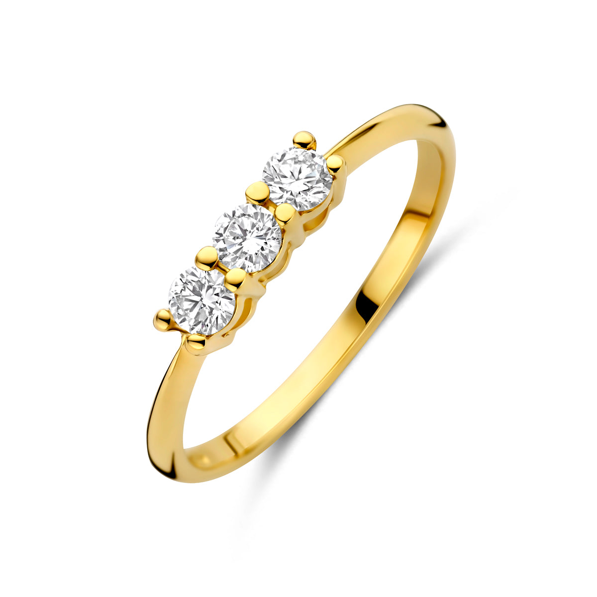 Schuin bovenaanzicht van de gouden trilogie ring met lab grown diamant van 14 karaat.