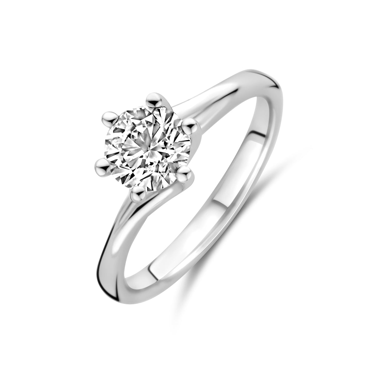 Schuin bovenaanzicht van de witgouden ring met lab grown diamant van 14 karaat.