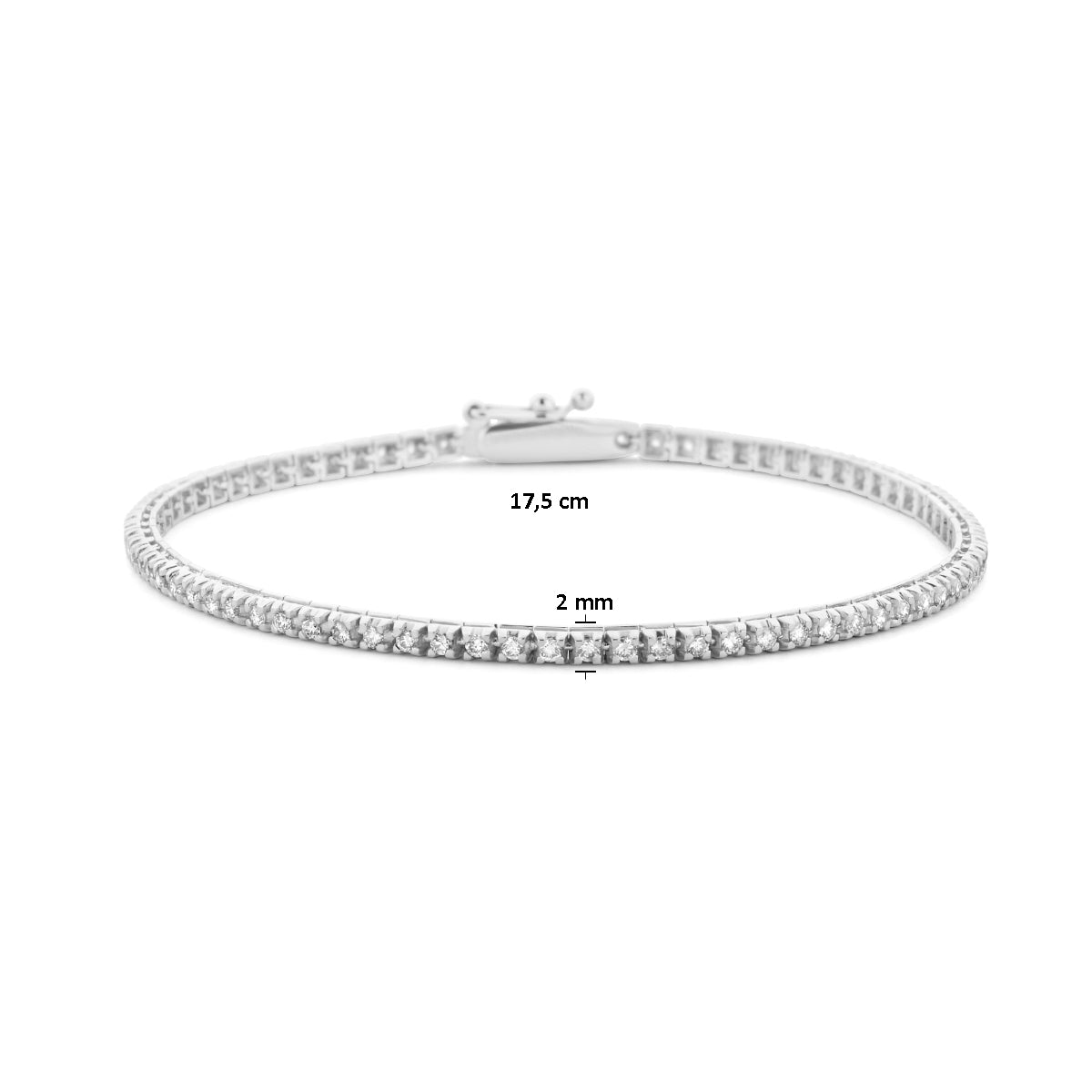 Afmetingen van de witgouden tennisarmband met lab grown diamant van 14 karaat: 17,5 cm lang en 2 mm breed, 1,00 ct.