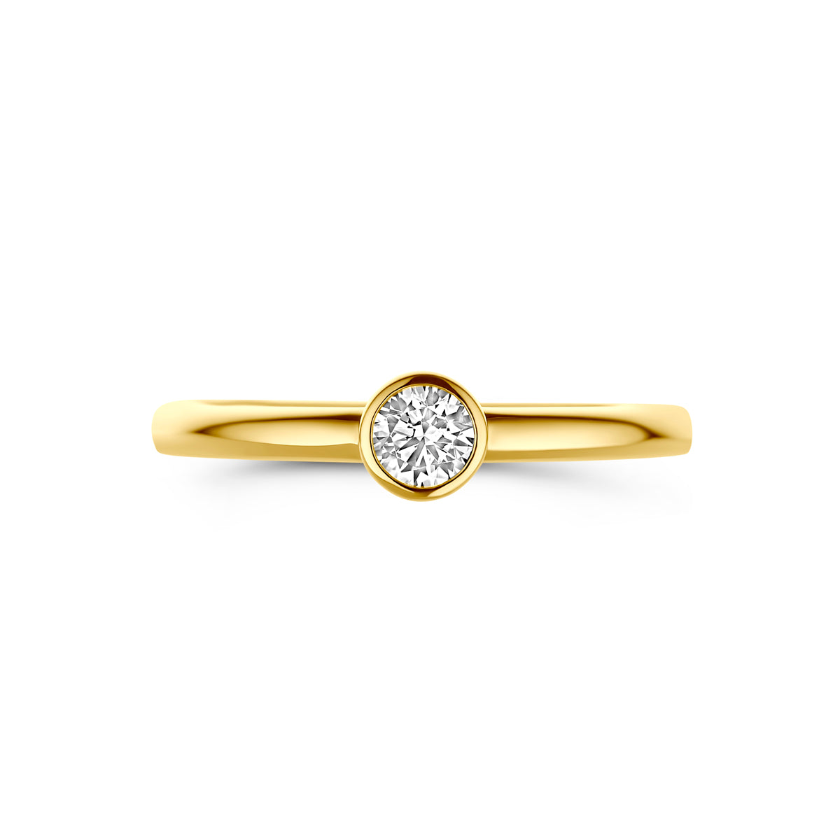 Bovenaanzicht van de Kira ring, waarbij de ronde vorm van de zirkonia en de gouden omranding goed zichtbaar zijn.