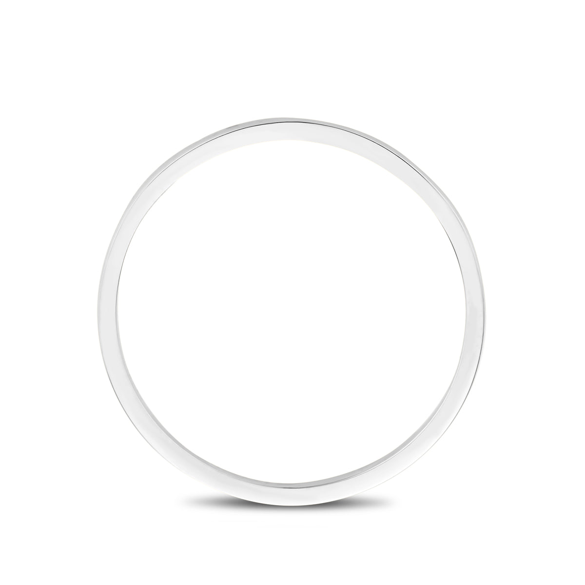 Zijaanzicht van de smalle witgouden ringband met een frisse, heldere kleur.