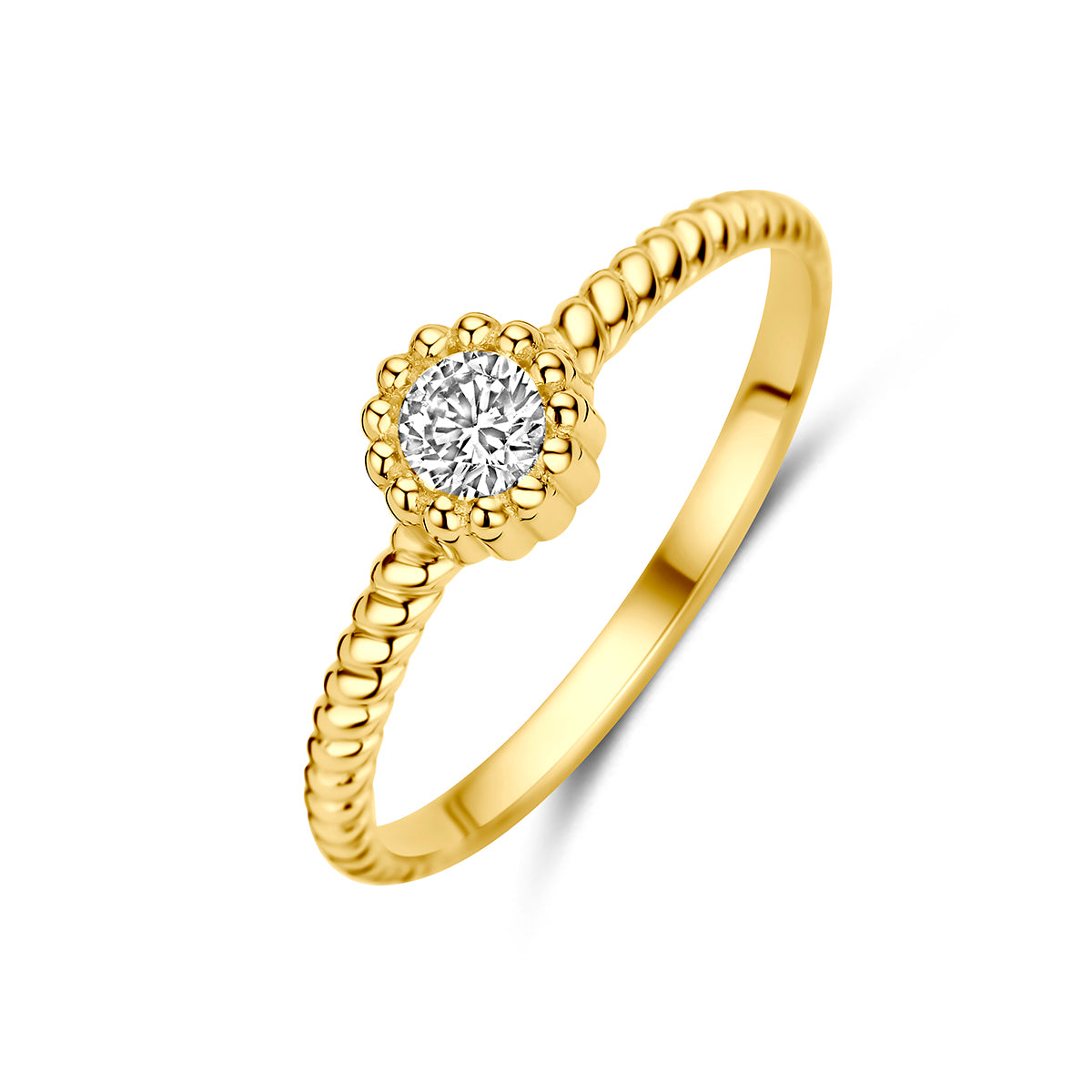 Schuin bovenaanzicht van de geelkleurige ring met zirkonia van 9 karaat.
