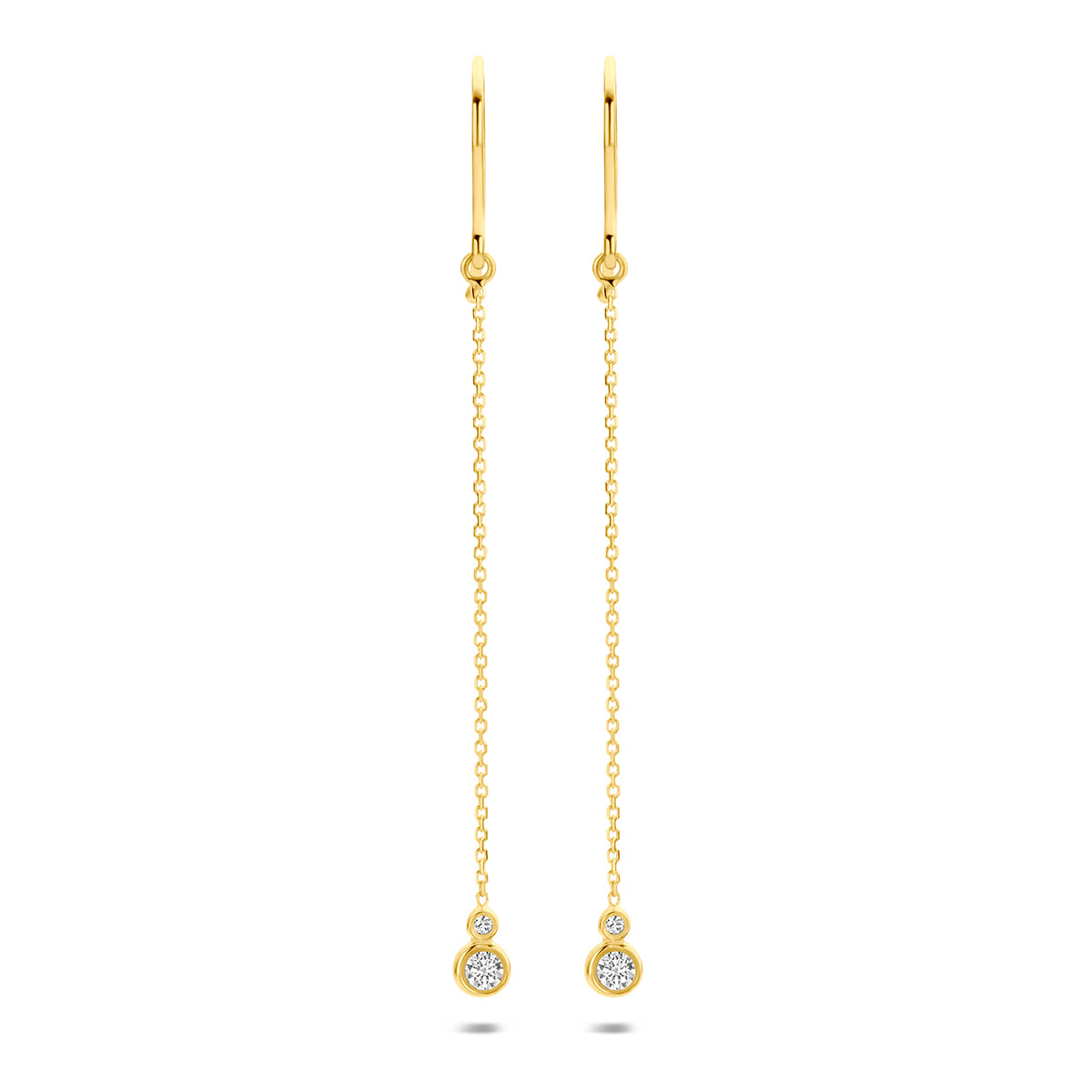 9 karaat oorbellen: voor- en zijaanzicht van de 9 karaat geelkleurige lange oorhangers met zirkonia.
