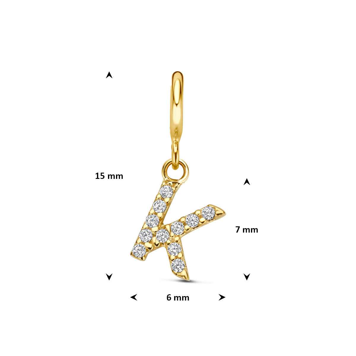 Letter bedel: afmetingen van de 9 karaat geelkleurige letter slotbedel met zirkonia, letter K, 15,0 mm hoog inclusief oog en 6,0 mm breed.