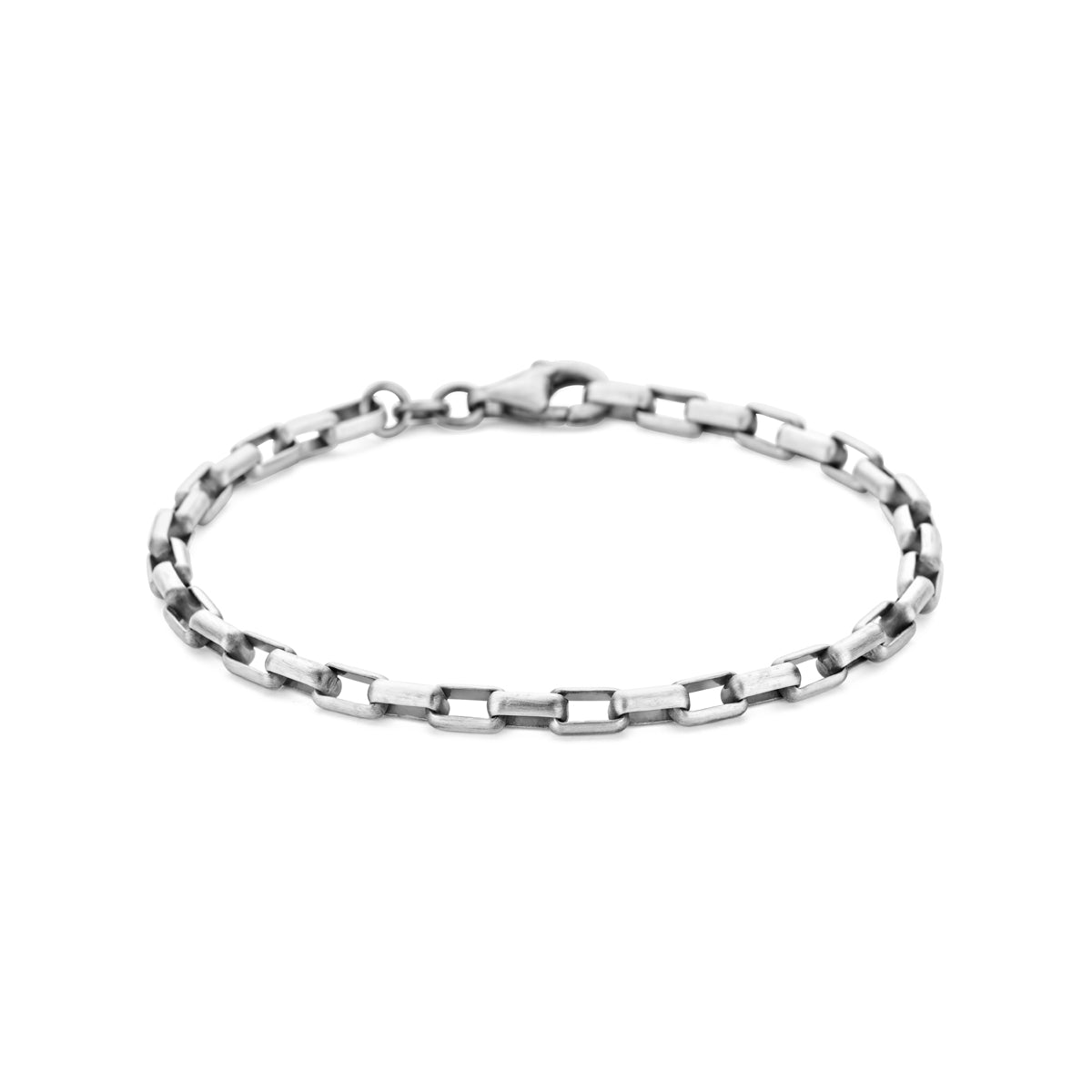 Vooraanzicht van de 925 geoxideerd zilver anker armband, 20 cm lang.