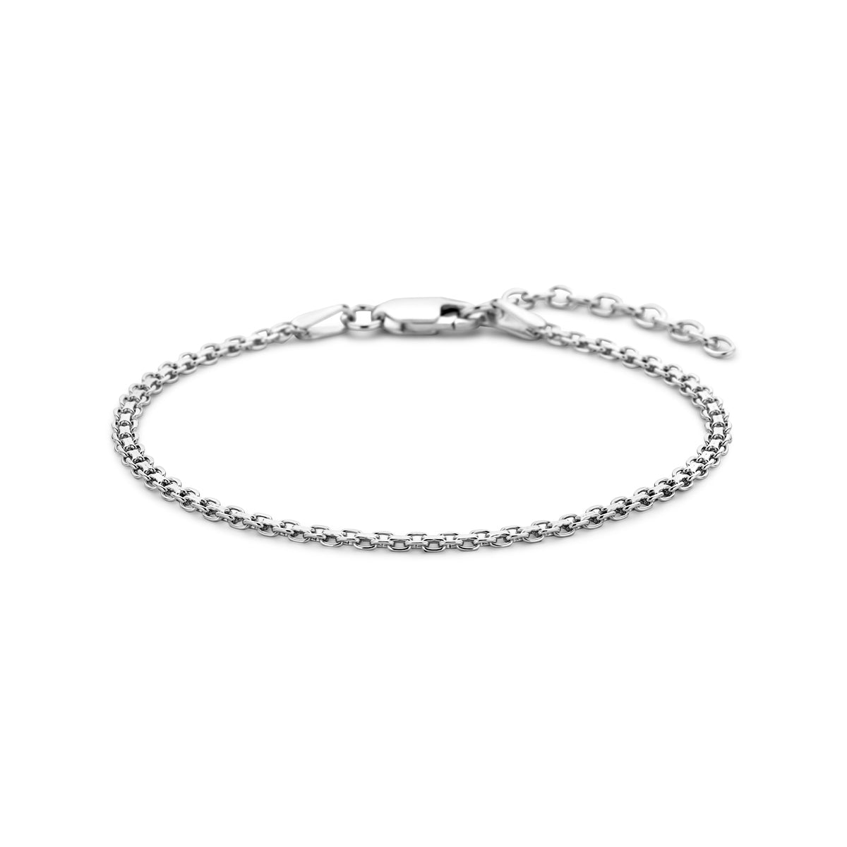 Vooraanzicht van de zilveren bismarck armband.