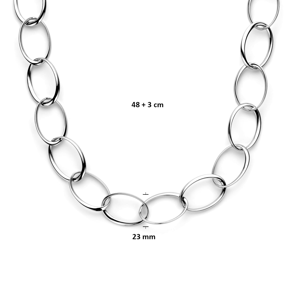 Afmetingen van de zilveren chunky ankerketting: draaglengte 48 tot 51 cm, 23 mm breed.