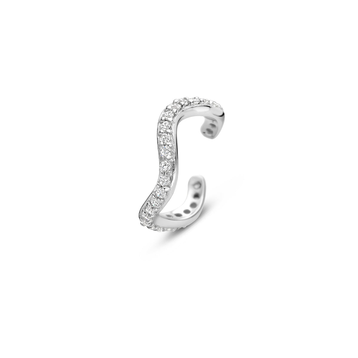 Vooraanzicht van de zilveren ear cuff met zirkonia.