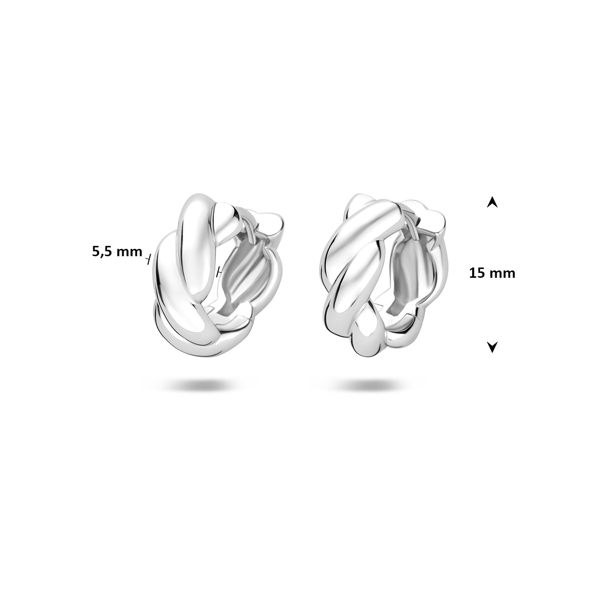 Gedraaide oorringen: afmetingen van de gerhodineerd zilveren gedraaide klapoorringen, 15 mm hoog en 5,5 mm breed.