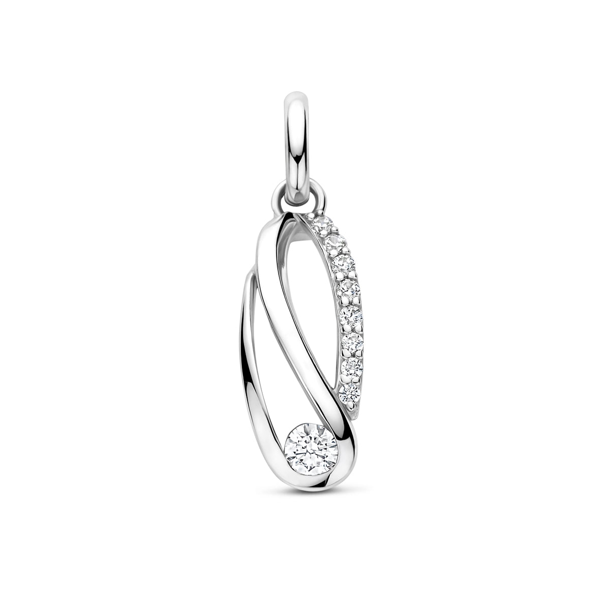 Vooraanzicht van de 925 gerhodineerd zilveren hanger met zirkonia, 19 mm hoog en 6 mm breed.