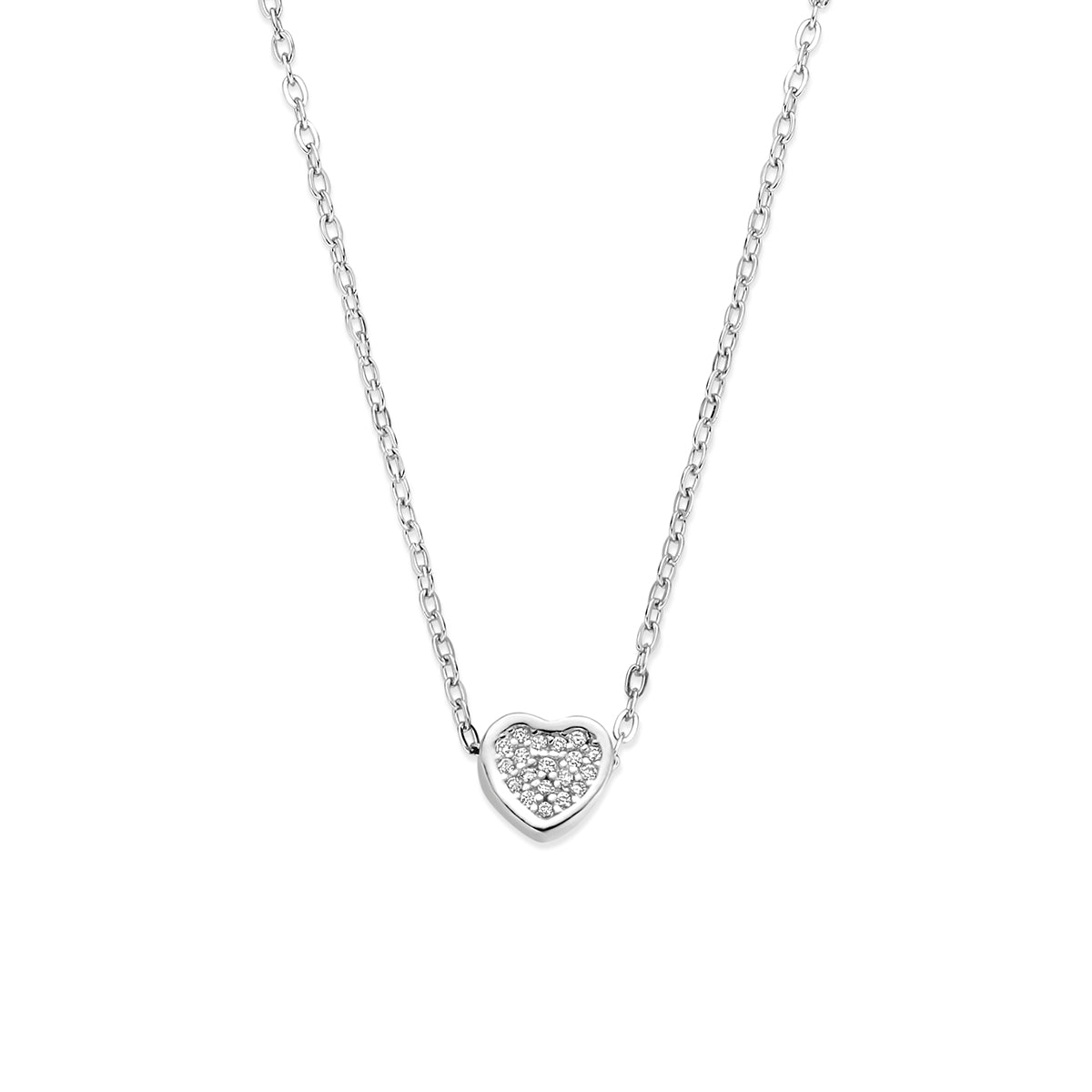 Vooraanzicht van de 925 gerhodineerd zilveren ketting met hartje en zirkonia, 6 mm hoog en 7 mm breed.