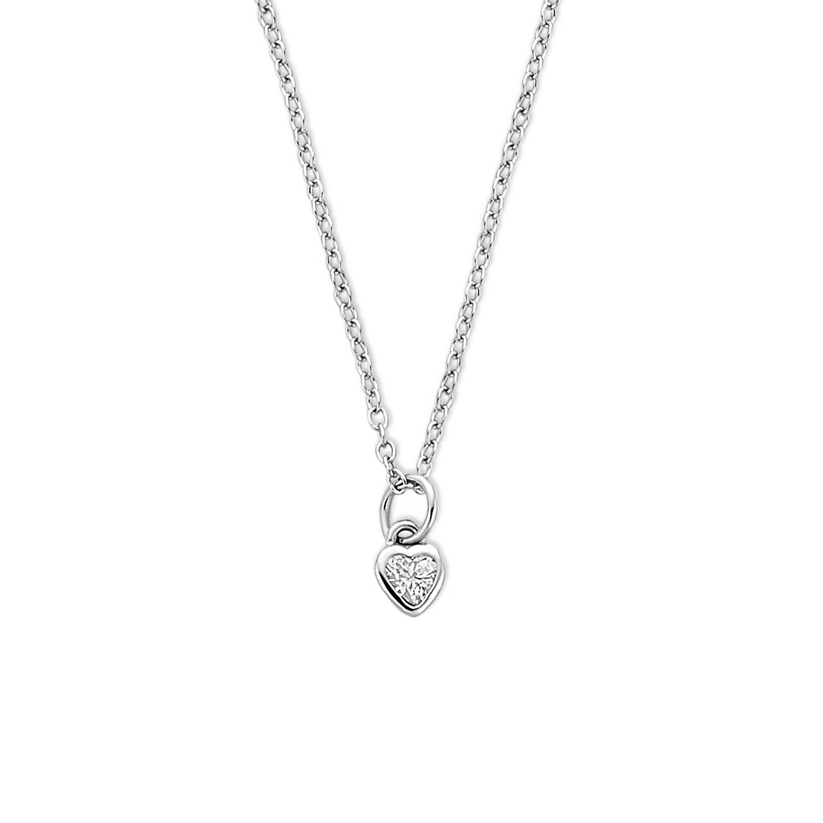 Vooraanzicht van de 925 gerhodineerd zilveren ketting met hartje en zirkonia, 4,5 mm hoog en 4 mm breed.