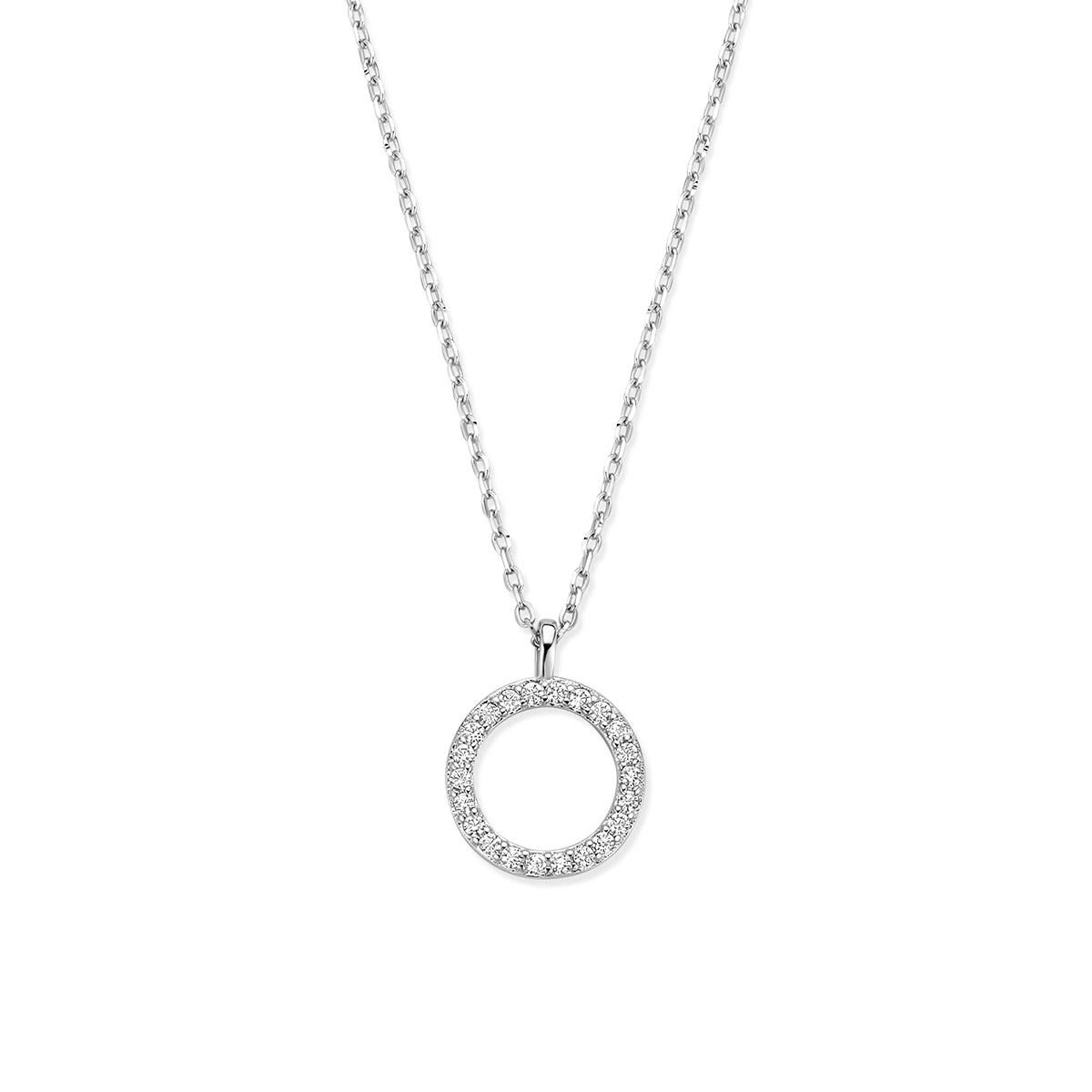 Vooraanzicht van de zilveren ketting met ronde zirkonia hanger.