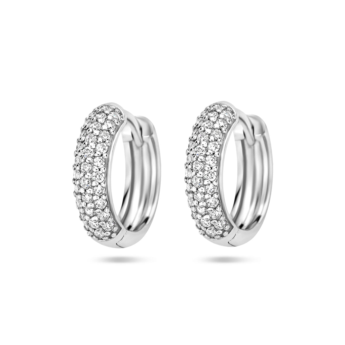 Vooraanzicht van de 925 gerhodineerd zilveren klapoorringen met zirkonia 15,5 mm, 4 mm breed.