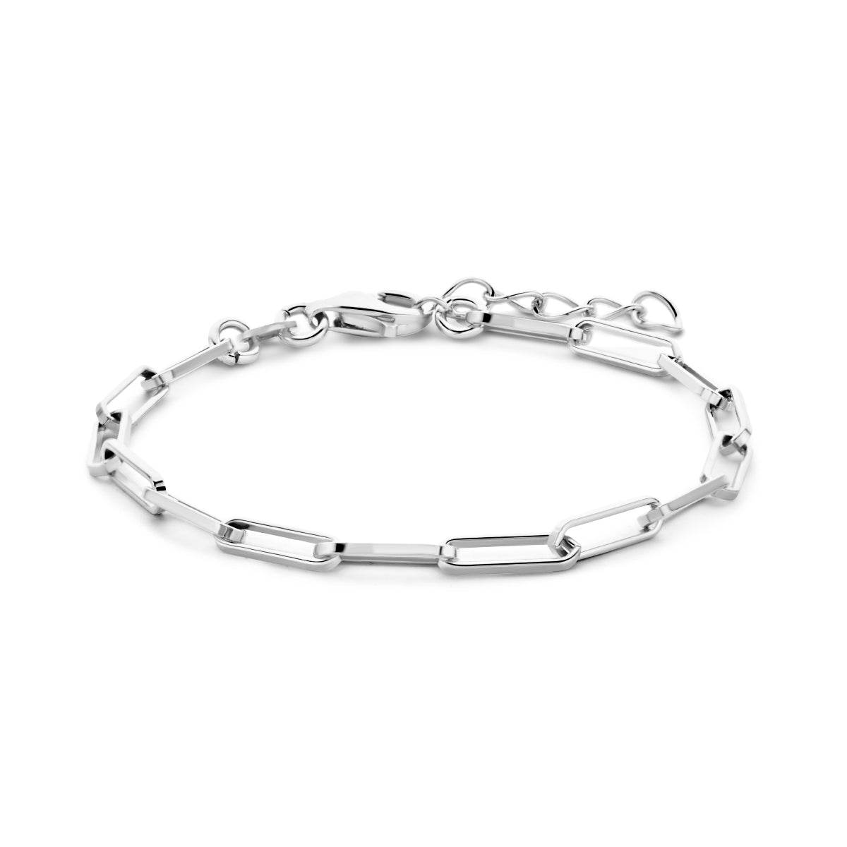 Vooraanzicht van de zilveren paperclip armband.