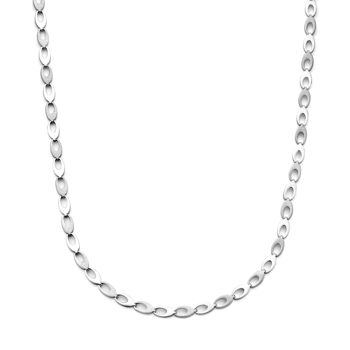 Vooraanzicht van de deels matte zilveren schakelketting.