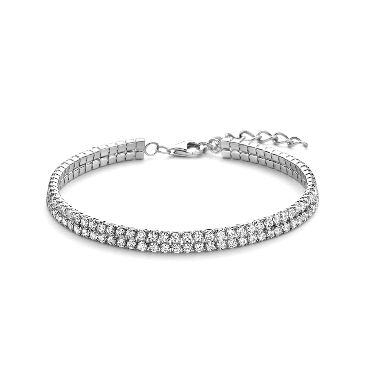 Vooraanzicht van de zilveren tennisarmband met zirkonia.
