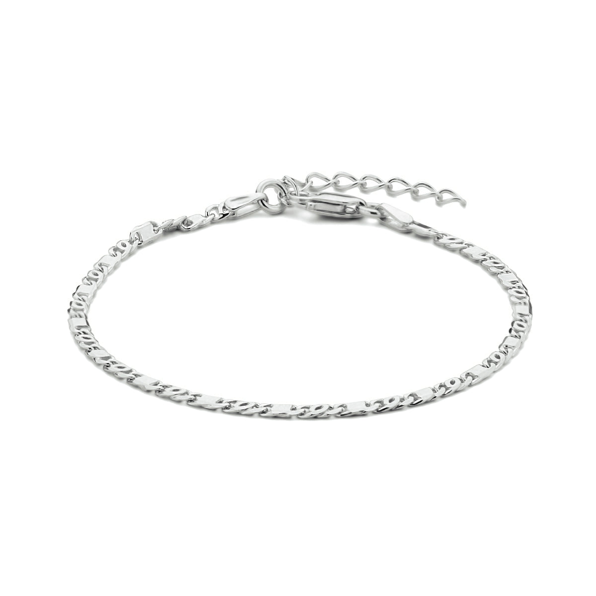 Vooraanzicht van de zilveren valkenoog armband met tussenstuk.